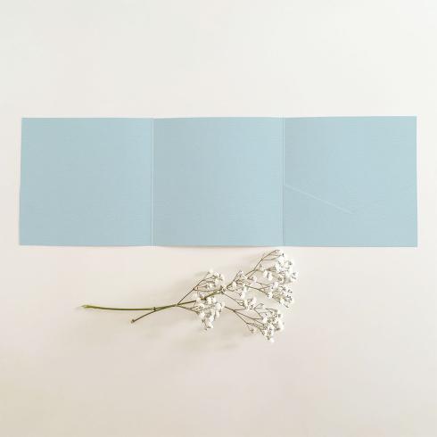 Trippel-Pocketfold-Karte quadratisch (15x15) Struktur-Karton "Puderblau" Basic Line