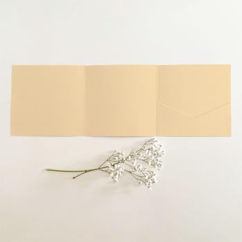Trippel-Pocketfold-Karte quadratisch (15x15) Struktur-Karton "Sand" Basic Line