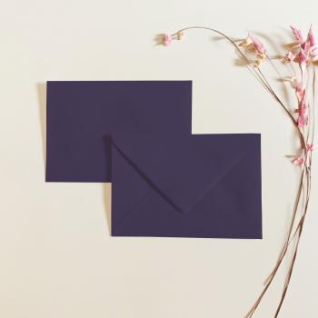 Briefumschläge - Briefhüllen in aubergine, DIN B6 120g/m² oF, Nassklebung