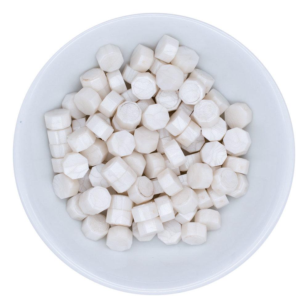 Spellbinders - Wachsperlen "Pearl White" Waxs Beads 
