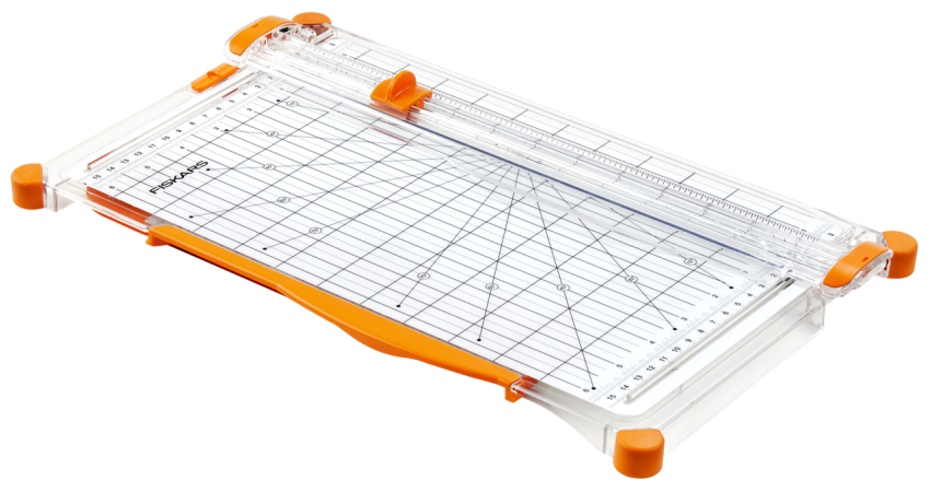 Fiskars - Schneidebrett "Wide Base" Paper Trimmer SureCut A4
