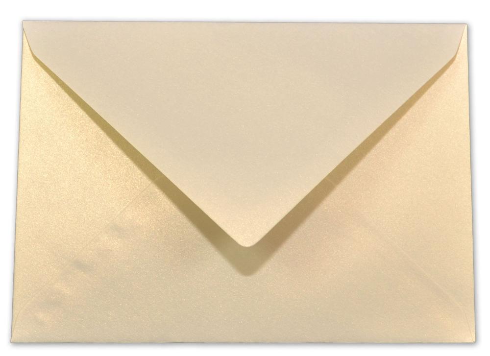 Briefumschläge - Briefhüllen in metallic-ivory, DIN A5 120g/m² oF, Nassklebung