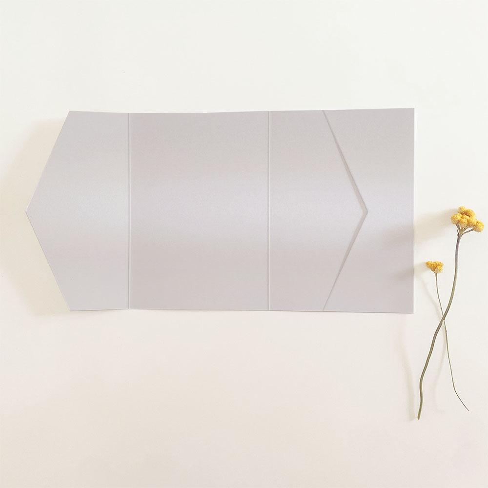 Pocketfold-Karte B6 seitlich Premium-Karton "Metallic Perlsilber" Basic Line