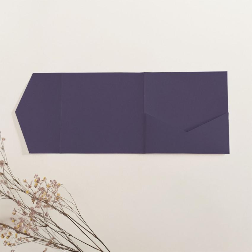 Pocketfold-Karte Quadrat (15x15) Premium-Karton "Aubergine" Exklusiv Line