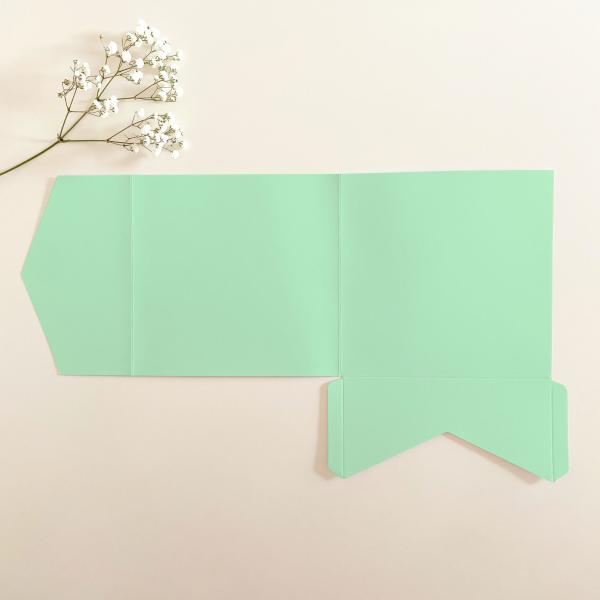 Pocketfold-Karte Quadrat (15x15) Premium-Karton "Pastell Grün " Exklusiv Line